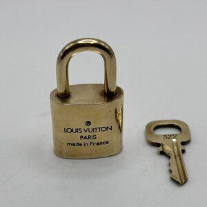 Louis Vuitton Lock and Key number 322